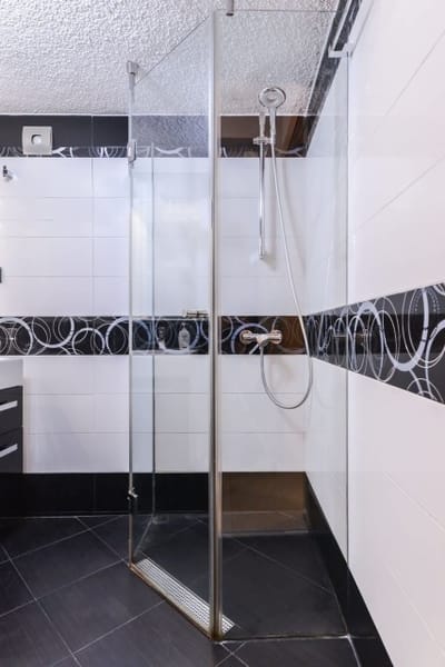 Extravaganzzo - Super Central One Bedroom Modern