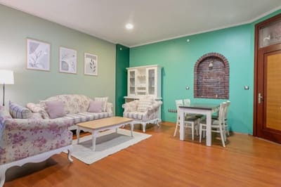 Life in Colors - Elegant 2BD Premium Stay