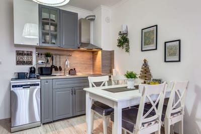 Sweet Home Family Lodge in Grand Monastery