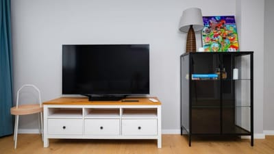 Quiet 2 BDR Comfort Near NDK + Workspace