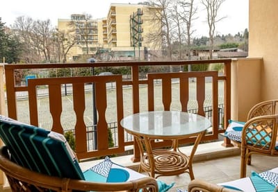 Stylish Flat with Parking St Constantine & Helena