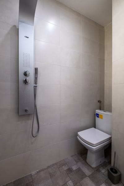 Central Charm  2BD apartment close to NDK