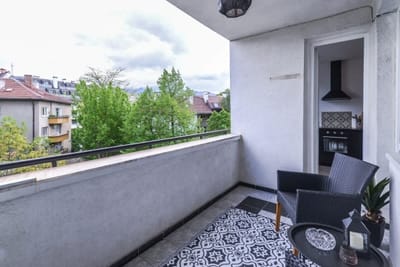 66 Apartment - Stylish Two Bedroom in Lozenets