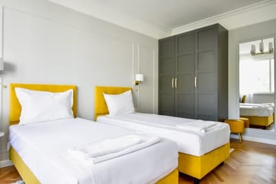 Stylish 2BD with Balcony & Desk near Vitosha Blvd