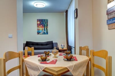 *Cute & Cozy* 1BD Flat in The Castle Complex