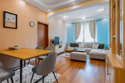 Cozy and Spacious 3BD Flat I 10 Min from NDK