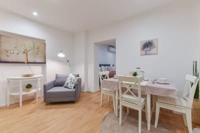 Bright, cosy & modern flat in the TOP centre