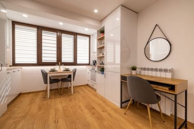 Luxury Studio Living with Top Location