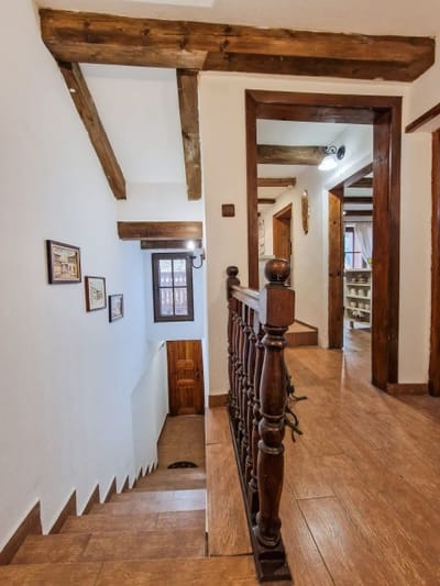 8BD Retreat in Bansko: Comfort & Mountain Charm