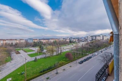 Vitosha Str 2BD White & Blue Apt
