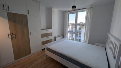 Stylish Living in Kompleks Reina - 1BD with desk