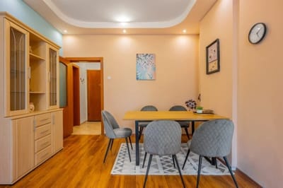 Cozy and Spacious 3BD Flat I 10 Min from NDK