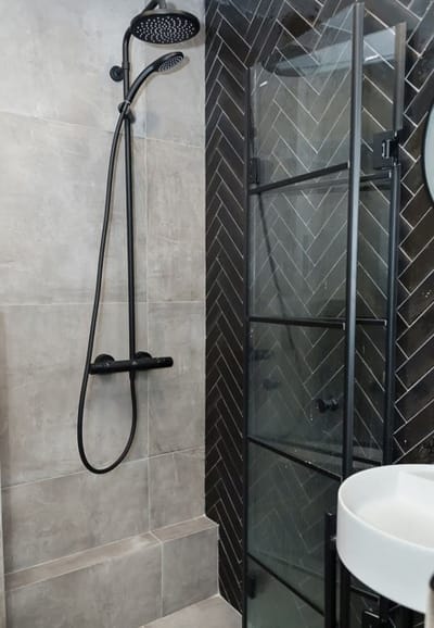 Stylish Maisonette Just Steps from the Sea Garden