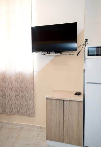 Maria Luiza Studio II | Loft Sleeping Area