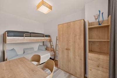 Breezy Boho 2BD Home with Sea View – Chayka