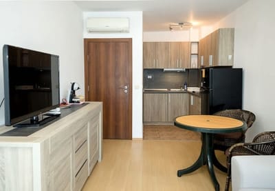 Kabakum 1BR Retreat with Parking, Steps to Beach