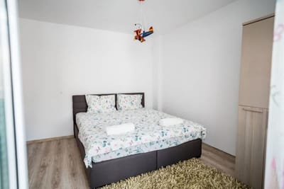 Black Sea Luxury 2bdrm Apartment