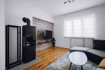 Luminous Central Retreat Spacious 2BD Apartment