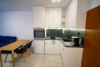 Harmani Haven 1BD Apart + Parking by Flat Manager