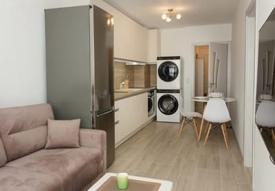 Modern Haven in Varna : Retreat with Chic Ambiance