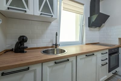 Central Charm  2BD apartment close to NDK