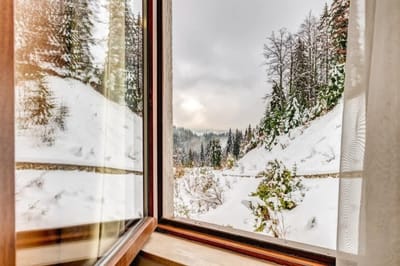 Alpine Haven 2-Bedroom Escape in Pamporovo