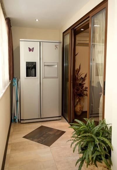 Bright & Spacious 2-Bedroom Flat in Central Varna