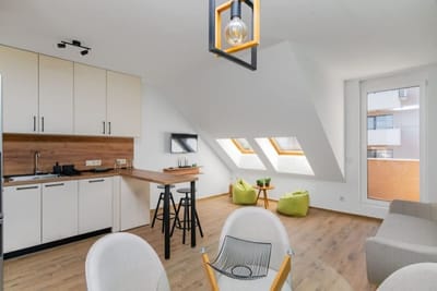 Green Haven Under the Roof