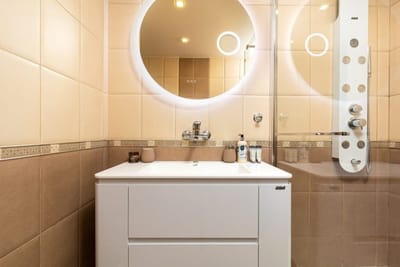 Centrally-located 1BD Apartment near Kapana