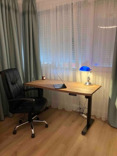 A French affair. With parking, style and elegance.