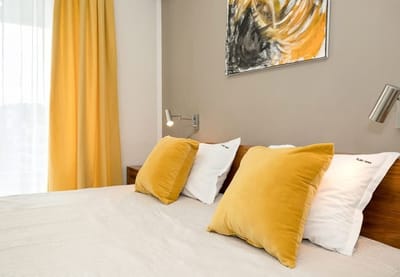 Chic 1BD Flat in St Constantine & Helena Complex