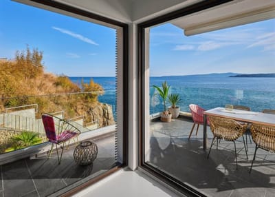 Loft-Style Studio Apartment on the Beach