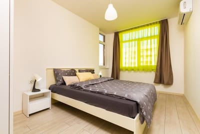 Radiant Retreat: Bright 1BD Haven in Plovdiv