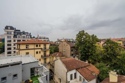 Alla Prima  1BD Flat in Sofia Centre + Desk