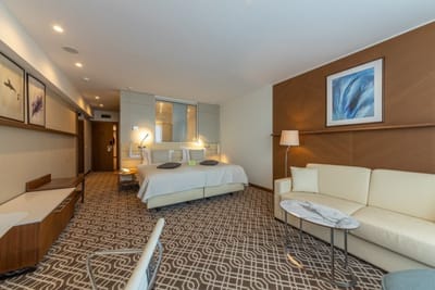 Cozy One Bedroom Room in the Maritim Paradise Blue Hotel