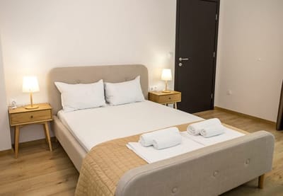 Private Villa with 5BD, Pool & Stunning Sea Views