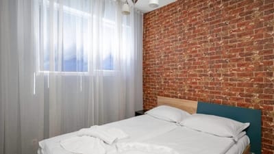 Central Cozy 1BD Compact Chic Living