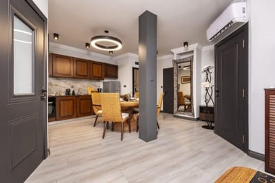 Central Apartments with Garden view - Apt No. 7