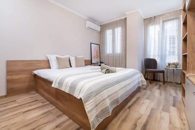 City Center Perfect: Studio Apartment