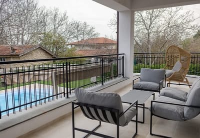 Private Villa with 5BD, Pool & Stunning Sea Views