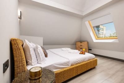 Central Apartments with Garden view - Apt No. 7