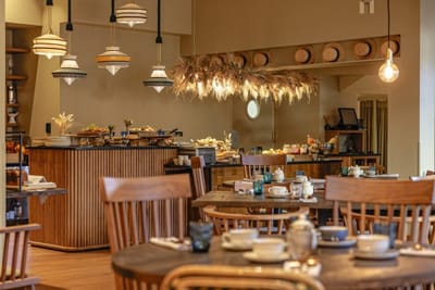 Le Café des Artistes - A bistronomic restaurant offering a nice and comfortable atmosphere