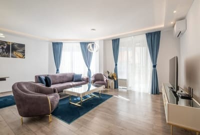 Elegant Deluxe - 2 Bedrooms apt.
