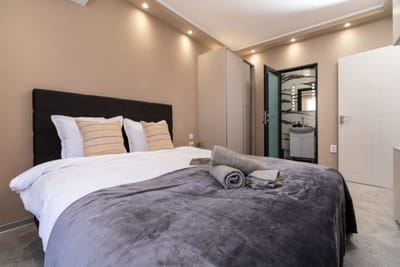 City Center Perfect 1-Bedroom Apartment