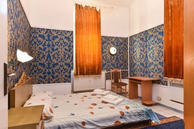 Historical Lion's Bridge 1-Bedroom Apartment