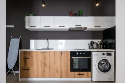 Light and Modern 2BD Flat Next To Women's Market