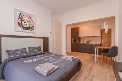 MOCCA Studio - Crystal Garden