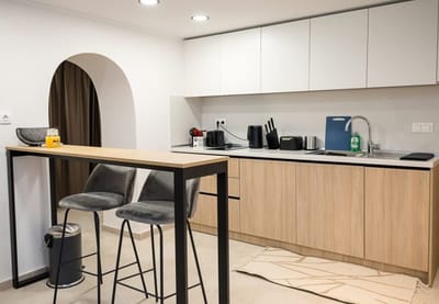 Private Villa with 5BD, Pool & Stunning Sea Views