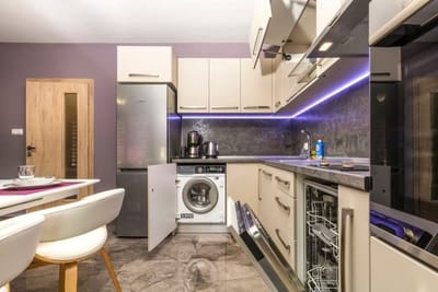 Stylish 1BD flat with a Parking Spot