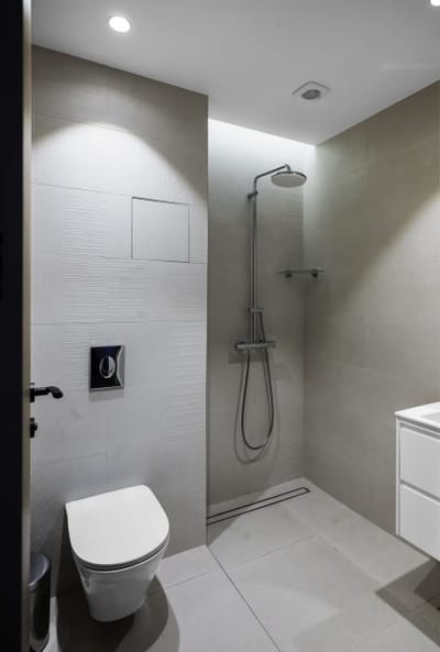 Aviva Living - 2BD Apartment With Free Parking